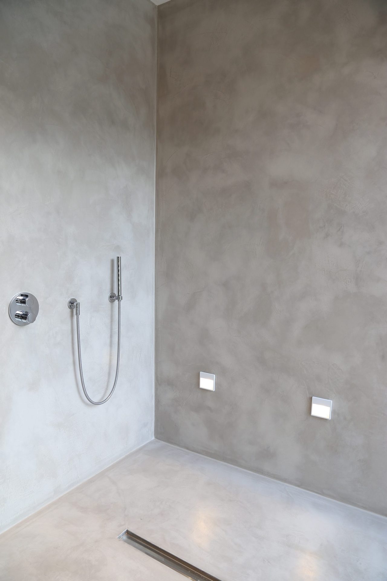 Walk in shower